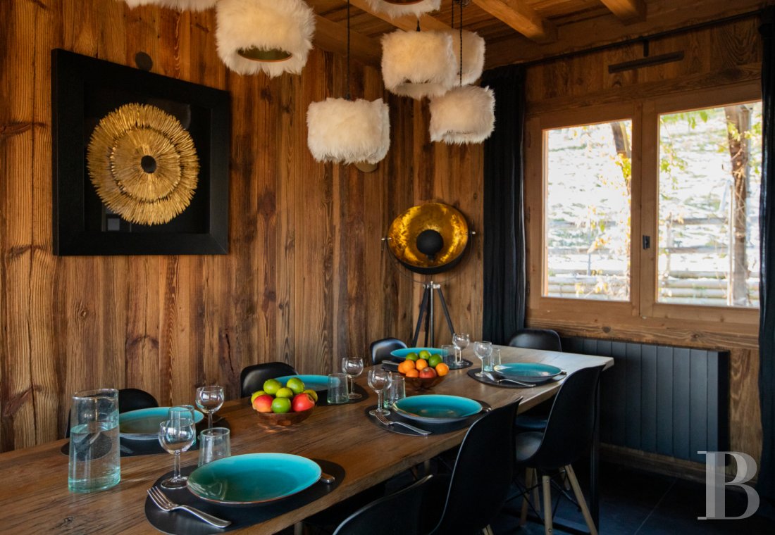 À Cordon, en Haute-Savoie, un chalet raffiné ouvert sur la chaîne du Mont-Blanc - photo  n°14